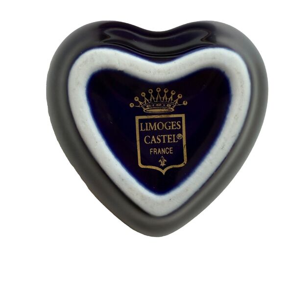 Vintage Limoges Castel Porcelain Heart Trinket Box Cobalt Blue 22K Gold France - Picture 3 of 10
